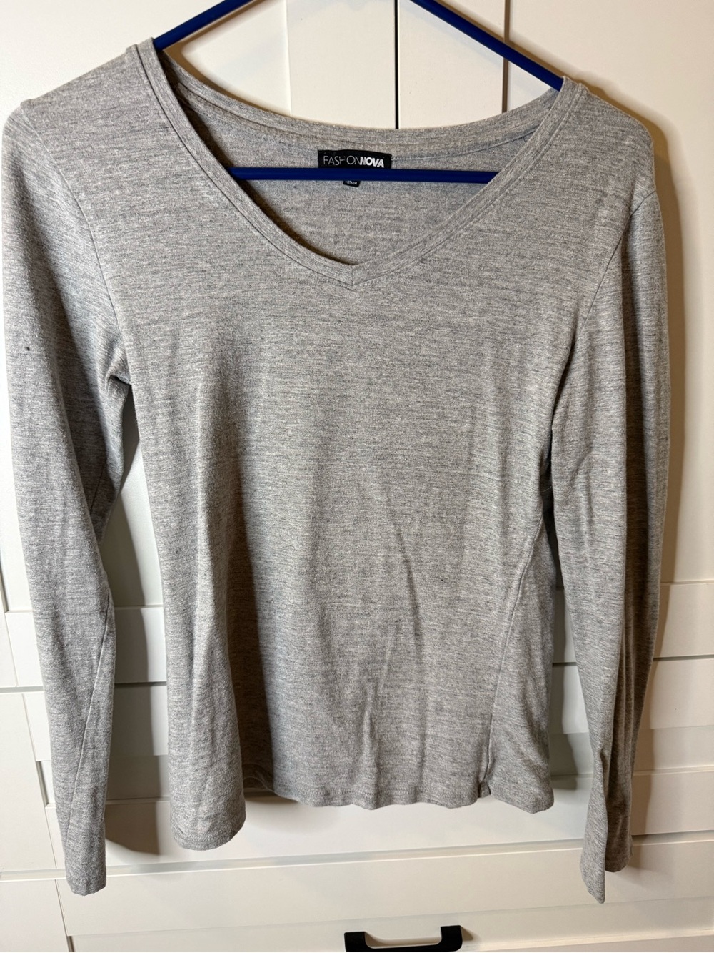 Fashion Nova Light Heather Gray V-Neck Long Sleeve Top